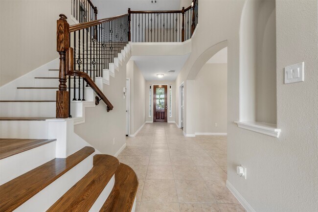 Building Photo - 3523 Canton Hills Ln