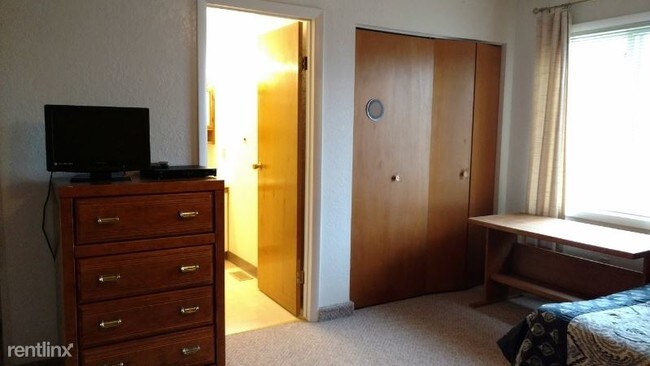 Building Photo - 5319 Rd 68F