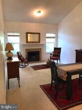 Building Photo - 4401 Sedgehurst Dr