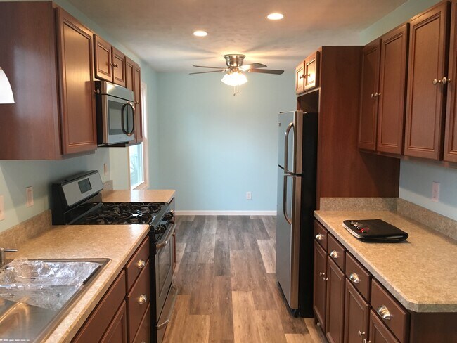 Foto del edificio - 203 Rockridge Rd