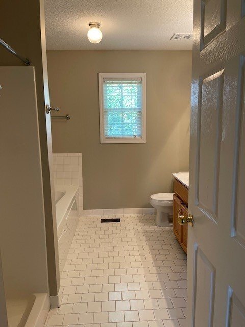 Foto del edificio - 2571 Emerald Ct