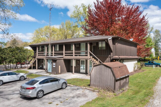 Building Photo - 1607 Brooke Park Dr