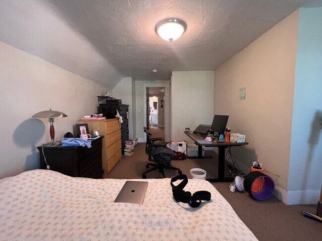 Foto del edificio - 92 Pleasant St