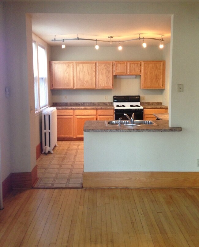 Foto del edificio - 305-307 N 8th Ave
