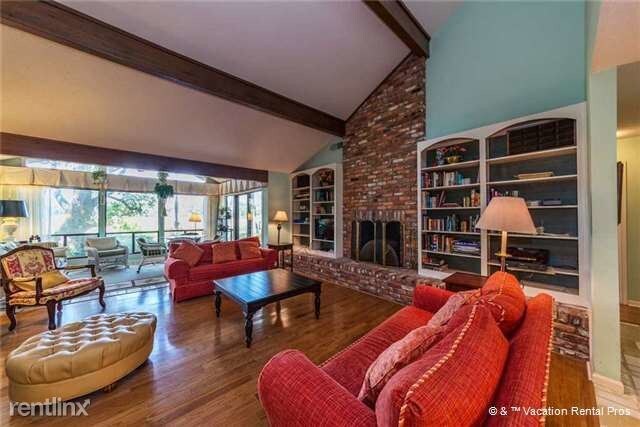 Building Photo - 82 N Sea Pines Dr