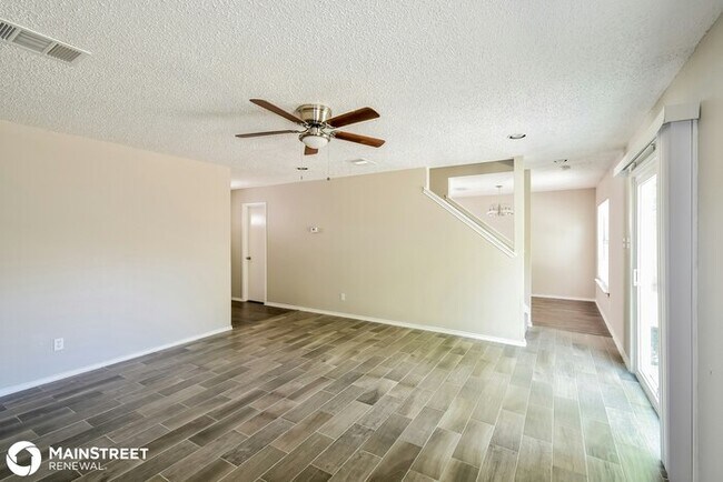 Building Photo - 5519 Roanwood, San Antonio, TX 78244