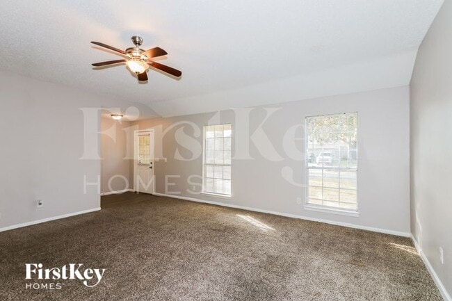 Foto del edificio - 18115 Brooknoll Dr