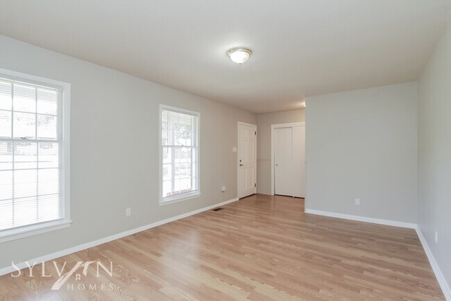 Building Photo - Feel like you are on vacation every day in...