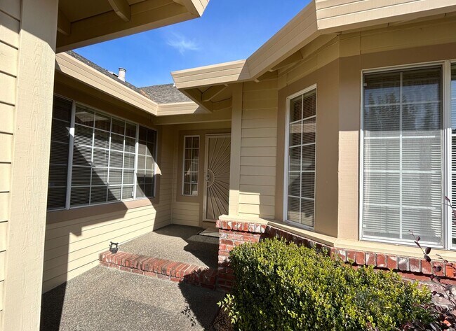 Foto del edificio - Welcome to a charming 2bd/2ba