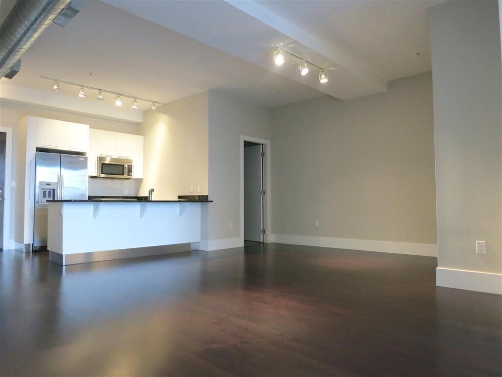 Foto principal - 154 W 2nd St
