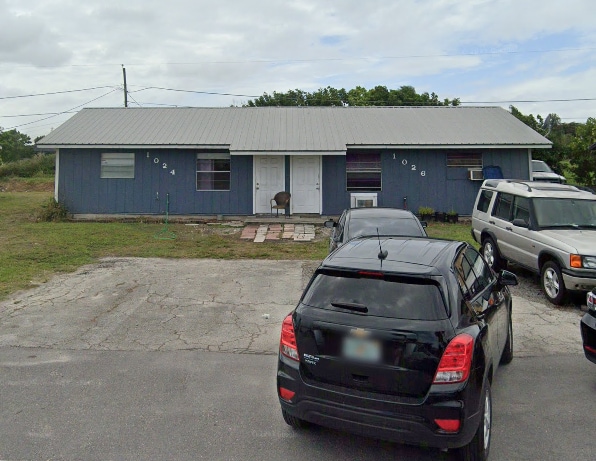 Foto del edificio - 1024 NE 20th St