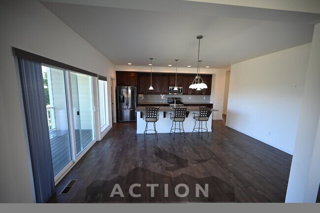 Foto del edificio - 3 bed 2 bath home in Solana, Sequim