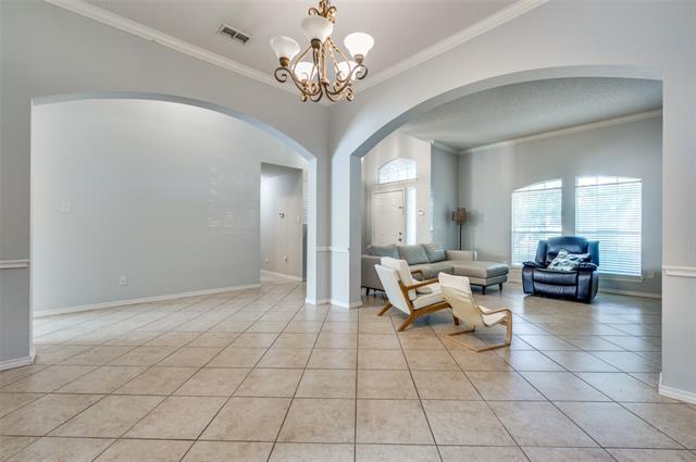 Foto del edificio - 9608 Cliffside Dr