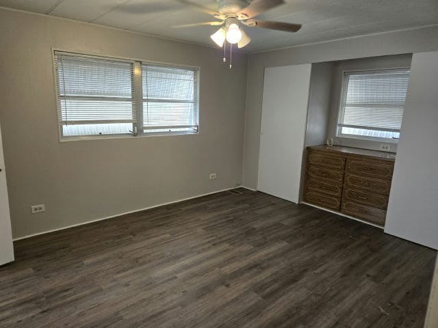 Building Photo - 110 49th Ave W