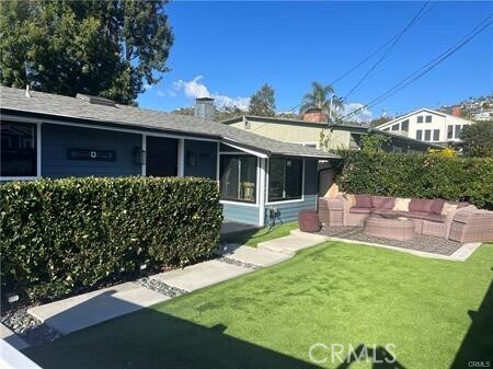Building Photo - 490 Thalia St
