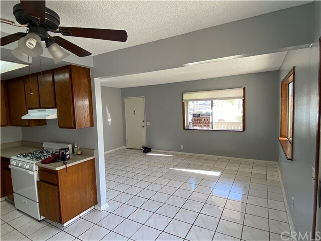 Building Photo - 4392 Chino Ave
