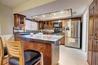 Building Photo - 10432 Hammerly Blvd