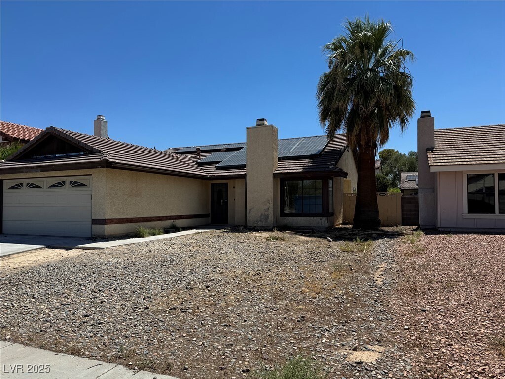 Foto principal - 3145 Viewcrest Ave