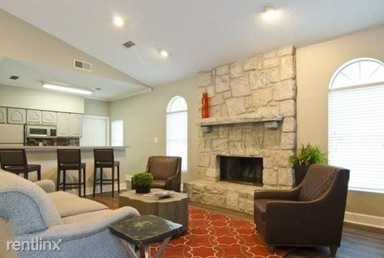 Building Photo - 50 Stoneview Dr SW
