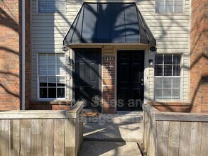 Building Photo - 3200 W Britton Rd