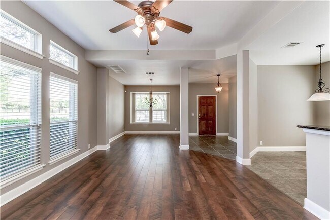 Foto del edificio - 14812 Avery Ranch Blvd