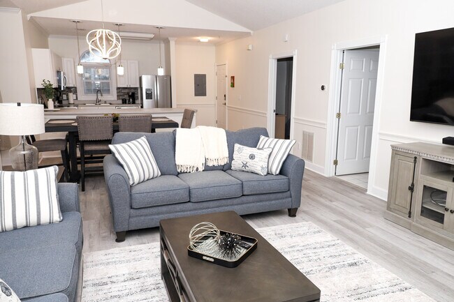 Foto del edificio - 4834 Carnation Cir
