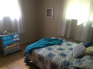 Bedroom - 4921 Chicago St