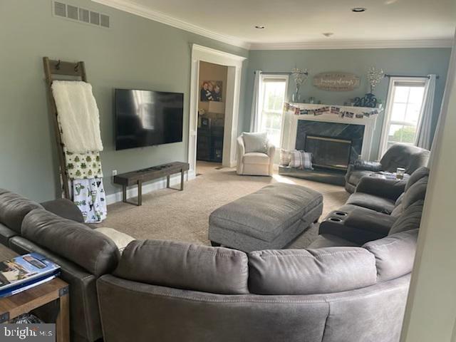 Foto del edificio - 806 Herman Rd