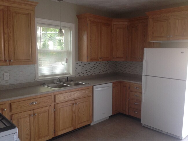 Foto del edificio - 34 Smith Ave