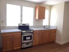 Building Photo - 1246 Akamai St