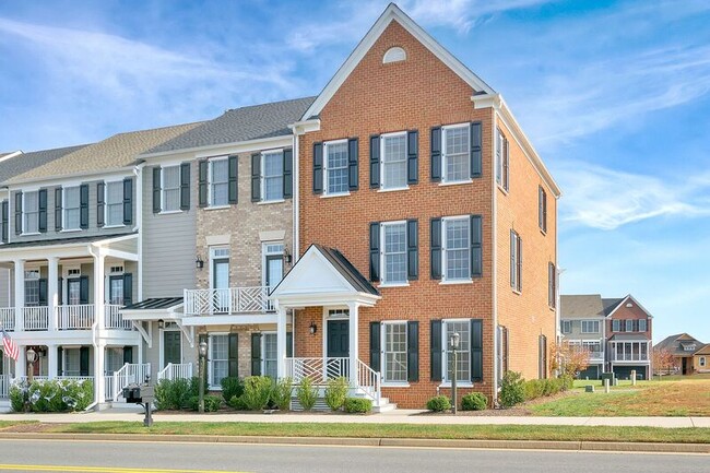 Photo - 1232 Old Trail Dr Townhome