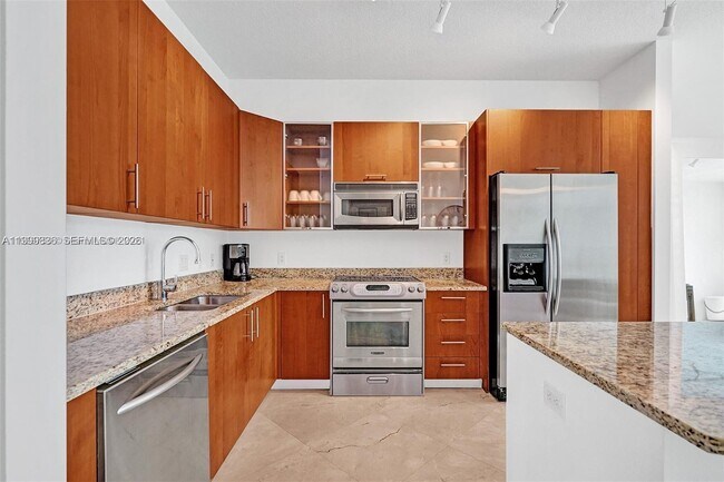 Foto del edificio - 1945 S Ocean Dr