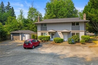 Building Photo - 4104 7th St SW