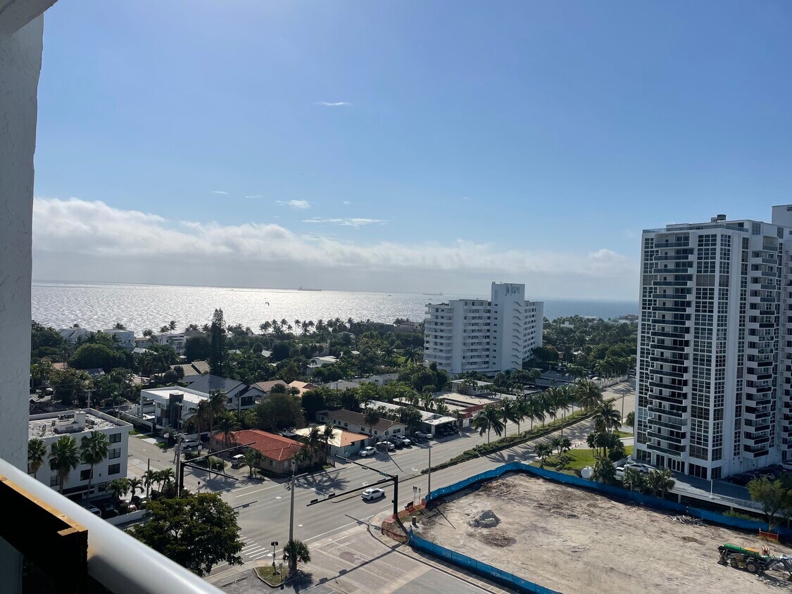 Primary Photo - 3015 N Ocean Blvd