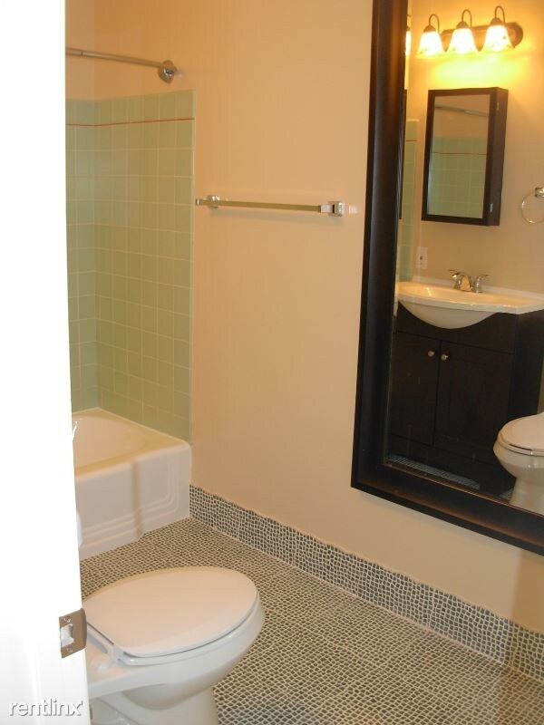 Foto del edificio - 307 N Spurgeon St