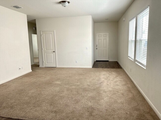 Foto del edificio - Open concept ranch