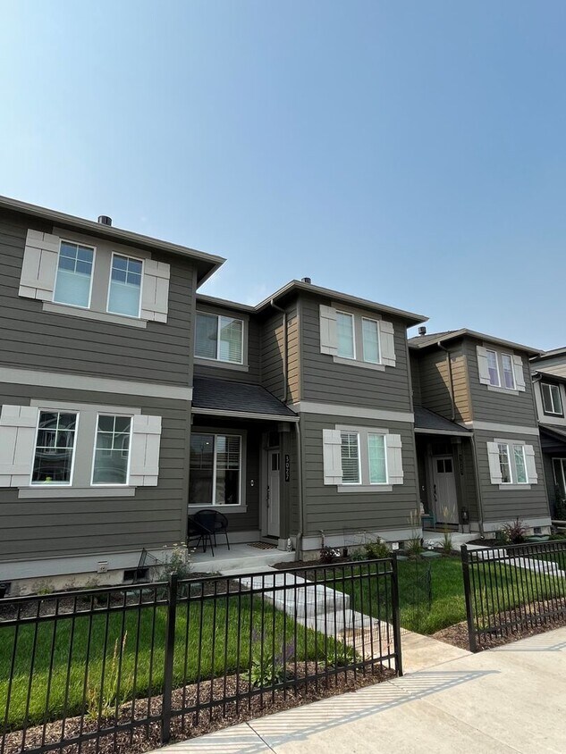 Primary Photo - 3 Bed/2.5 Bath Townhome Built in 2023 in N...