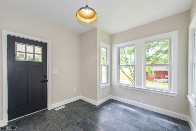 Foto del edificio - 2 New Mashipacong Rd