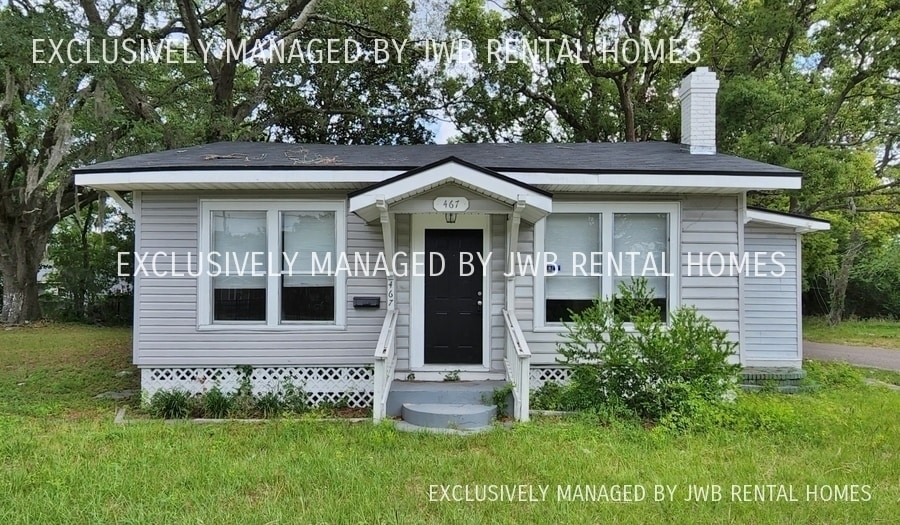 Primary Photo - 467 Golfair Blvd