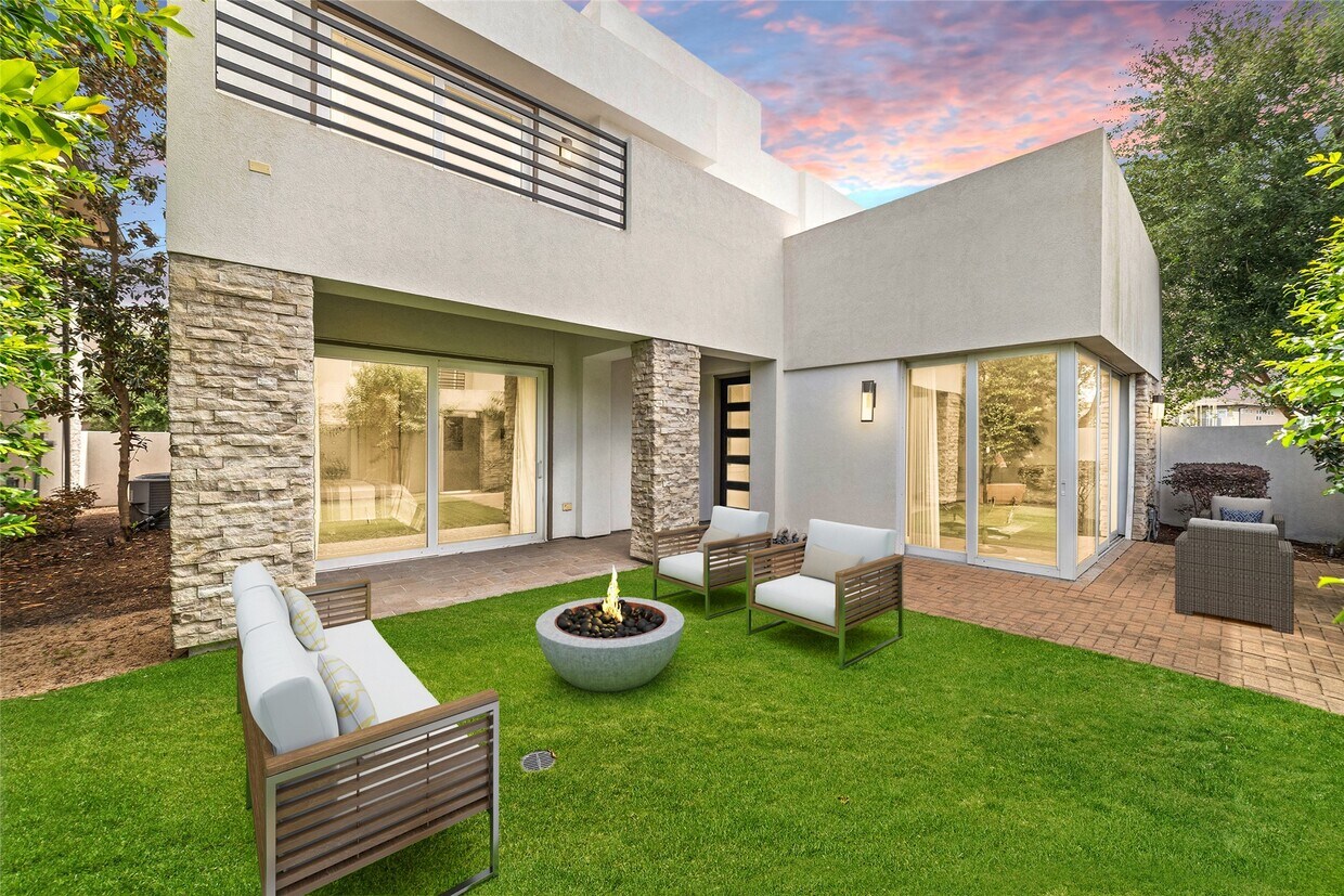 Foto principal - 11506 Royal Tower Pl