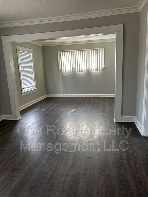 Building Photo - 2450 Benton Blvd