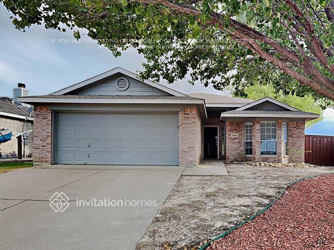 Building Photo - 10200 Cypress Hills Dr