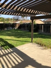 Building Photo - 6414 N Berkeley Cir