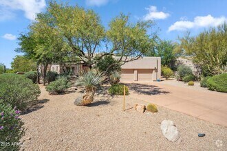 Building Photo - 7466 E High Point Dr