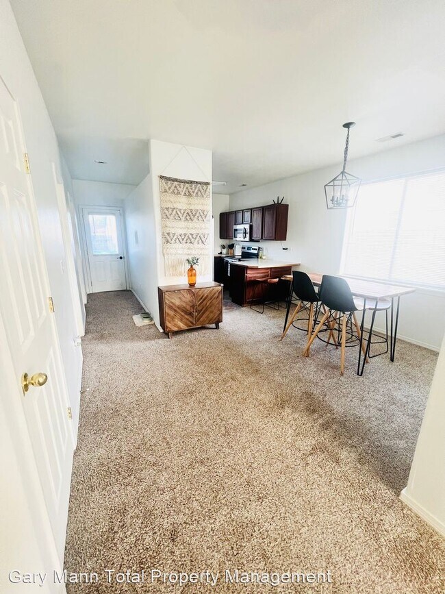 Foto del edificio - 3 br, 2.5 bath House - 714 N Penrose St