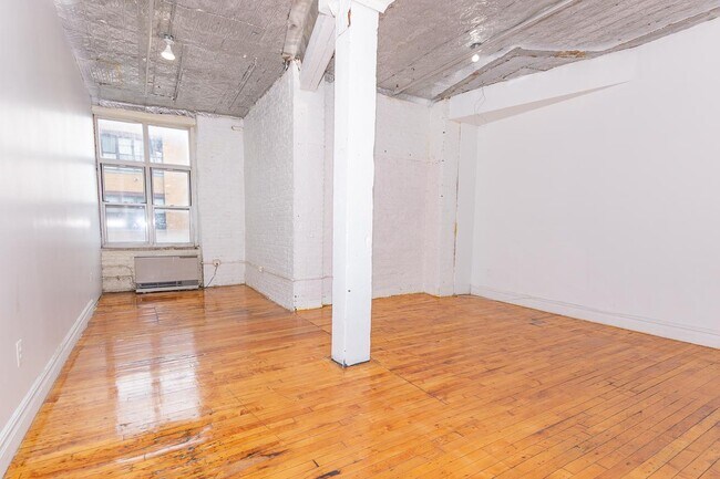 Building Photo - 1087 Flushing Ave