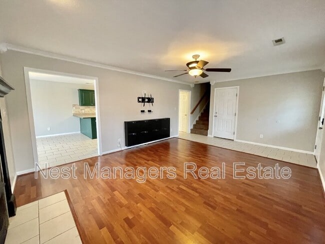 Foto del edificio - 490 Greywalls Ct