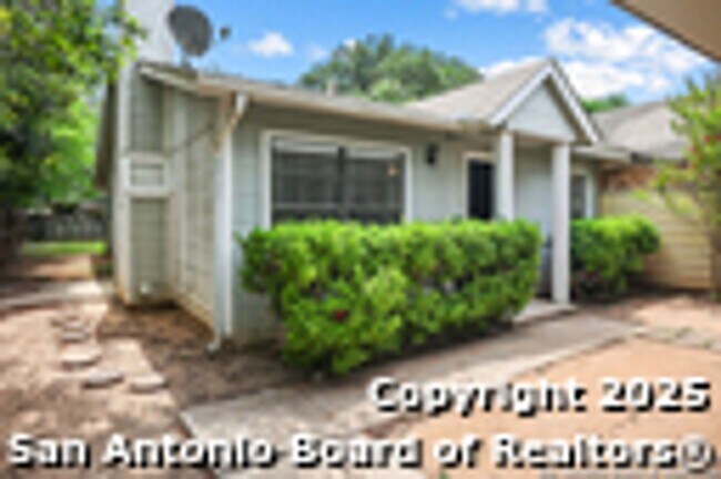 Building Photo - 11756 Spring Club Dr