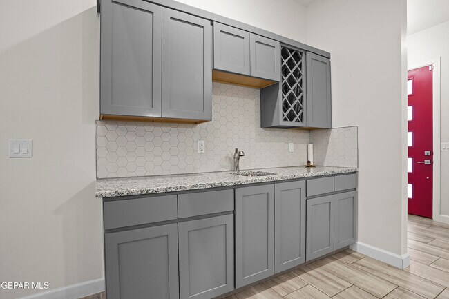 Foto del edificio - 12308 Desert Heights Ct