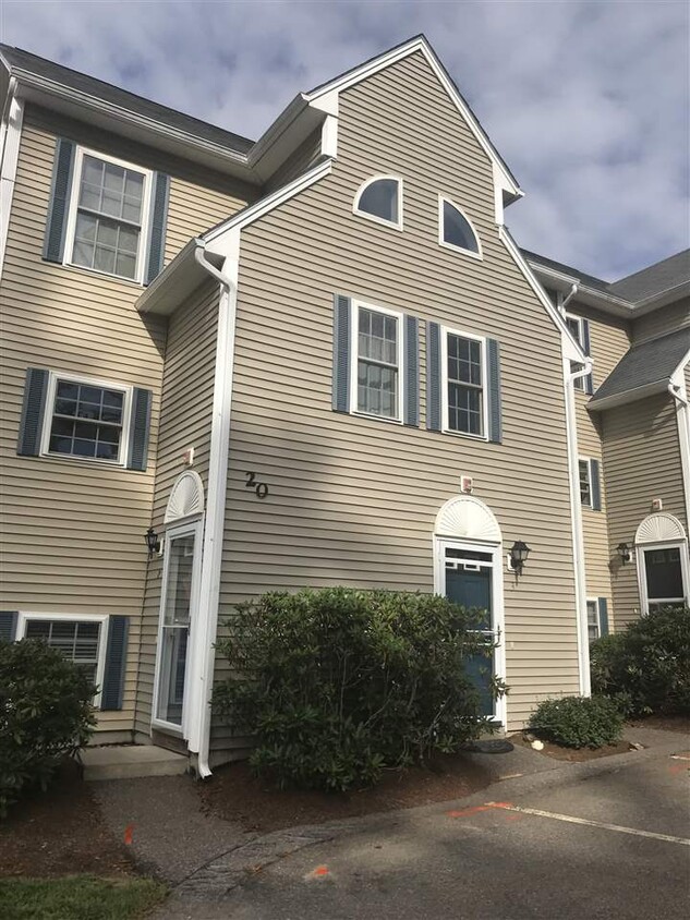 20 Shane Wy Unit 3, Laconia, NH 03246 Condo for Rent in Laconia, NH